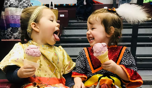 Children with ice cream